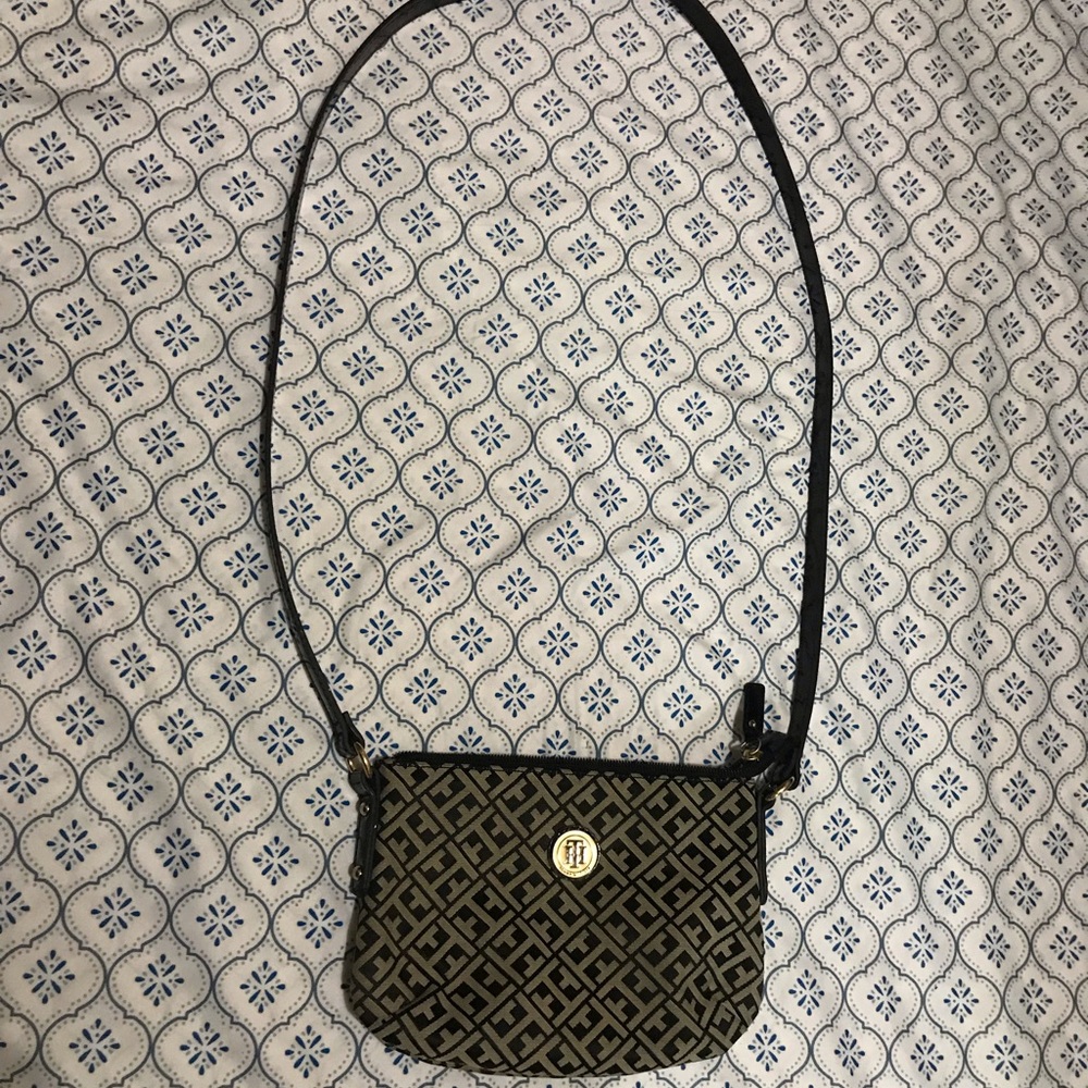 Tommy Hilfiger Cross Body Bag